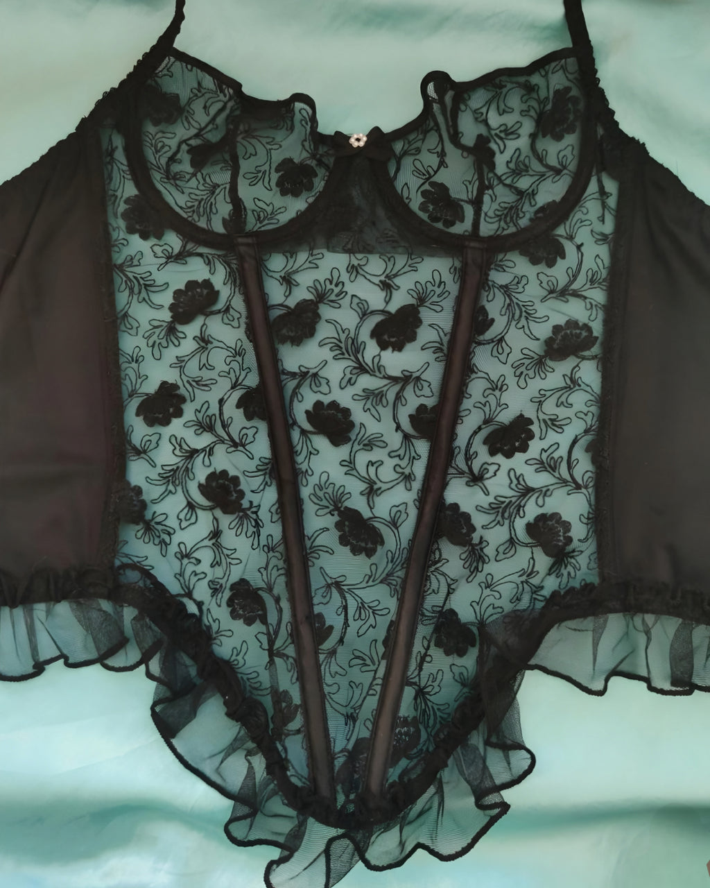 Flattering vintage black swan